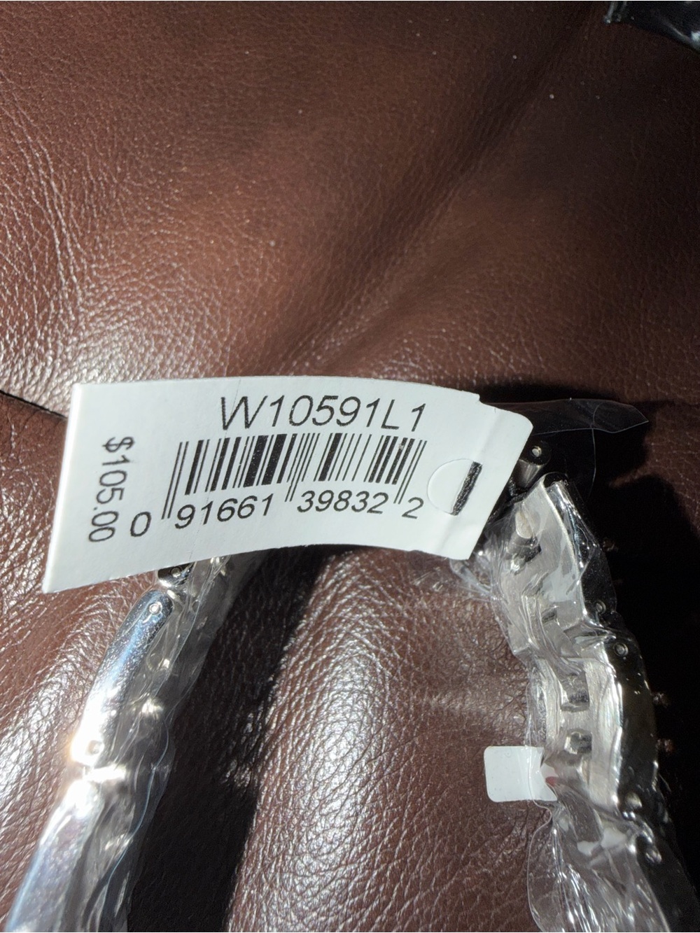 GUESS Unisex Watch w/Stainless Steel Links & Black Travel Pouch Retail $105 NWT - Picture 3 of 6